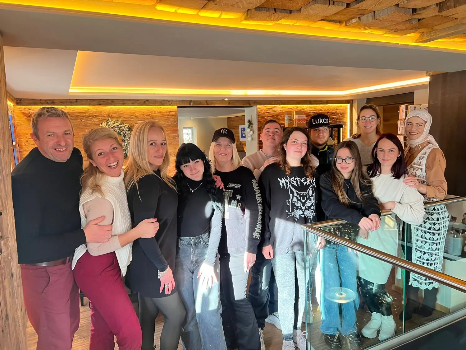 Hasebäck – Team, Gruppenfoto